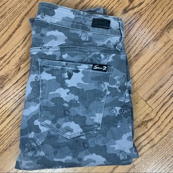 Seven 7 | Mid Rise Slim Straight - Picture 1 of 9